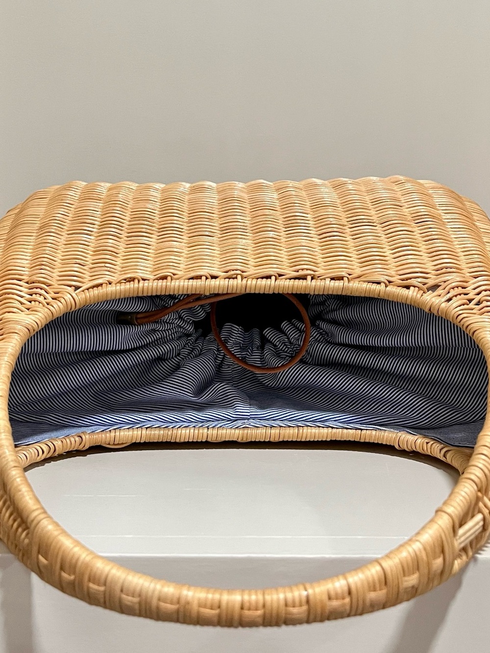 J. McLaughlin Santorini Wicker Shoulder Bag NWOT $228 - Picture 14 of 17